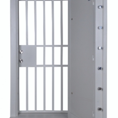 grille-gate-painted-finish